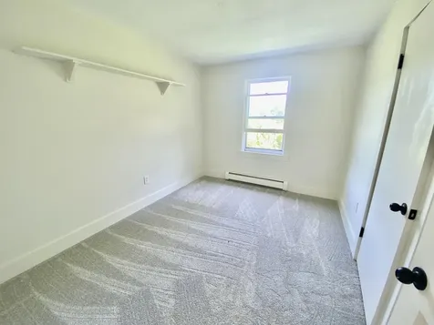 90 Limey Lane Pomfret VT 05053