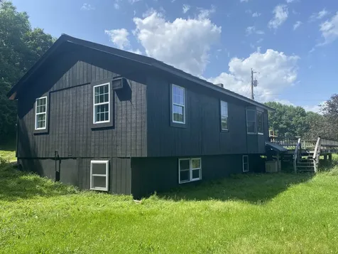 90 Limey Lane Pomfret VT 05053