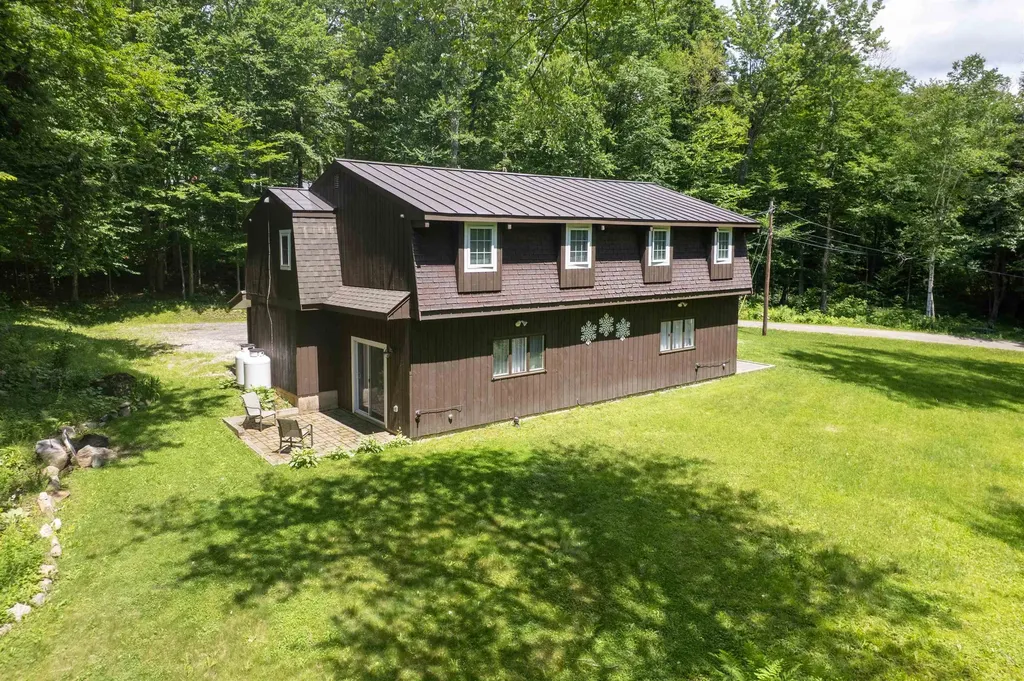 102 Spring Glen Killington VT 05751