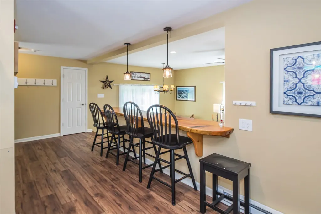 102 Spring Glen Killington VT 05751