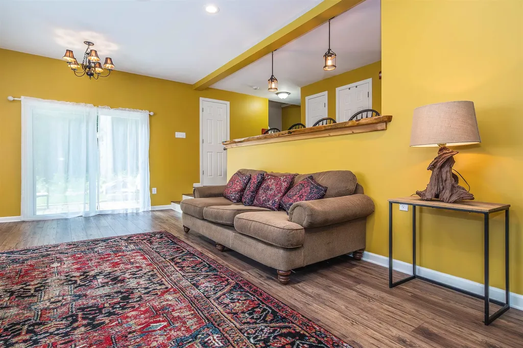 102 Spring Glen Killington VT 05751