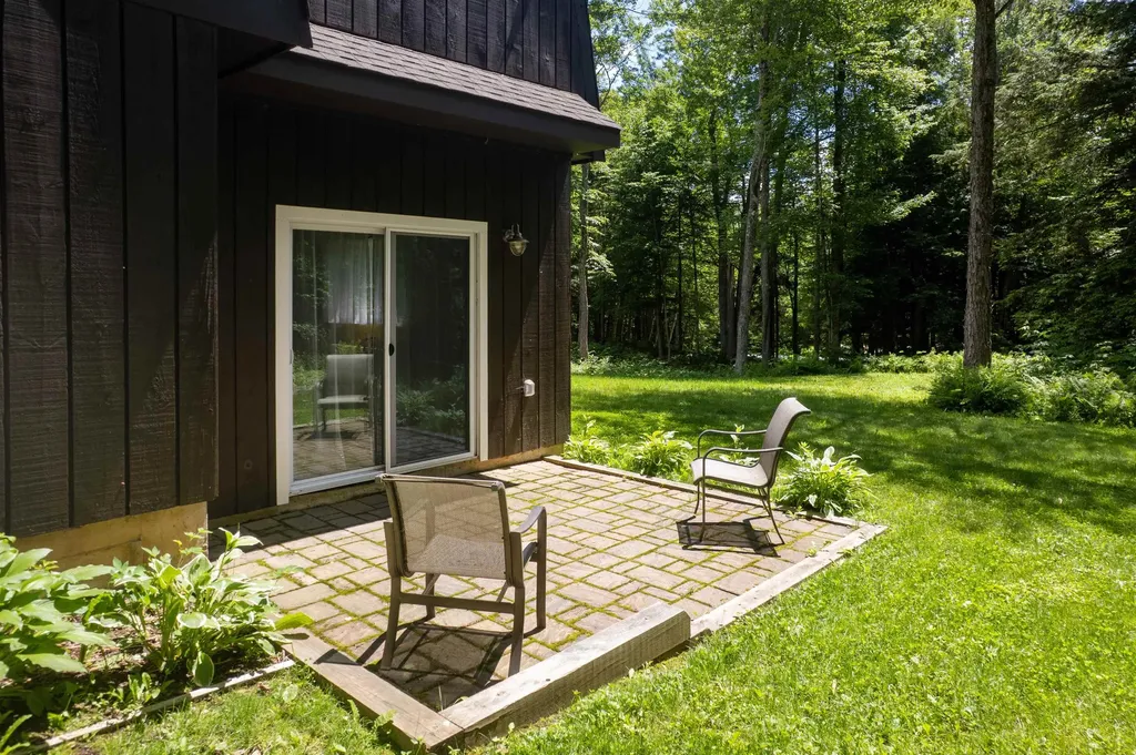 102 Spring Glen Killington VT 05751
