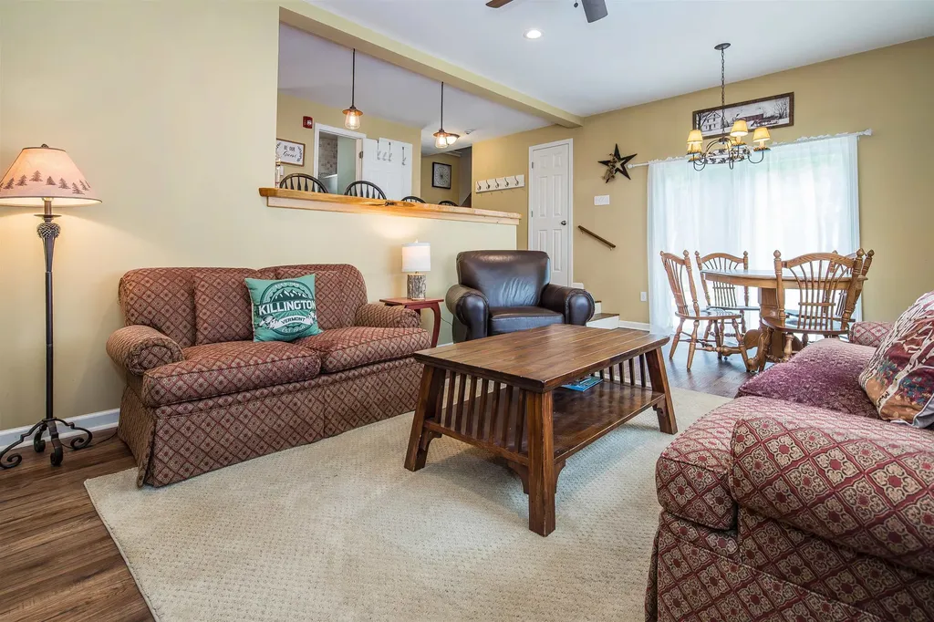 102 Spring Glen Killington VT 05751