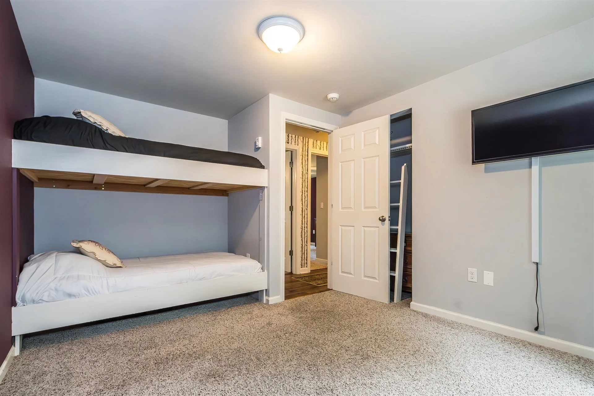 102 Spring Glen Killington VT 05751