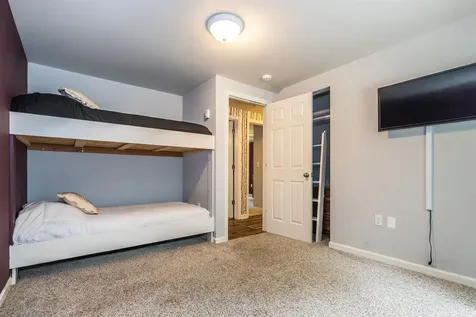 102 Spring Glen Killington VT 05751