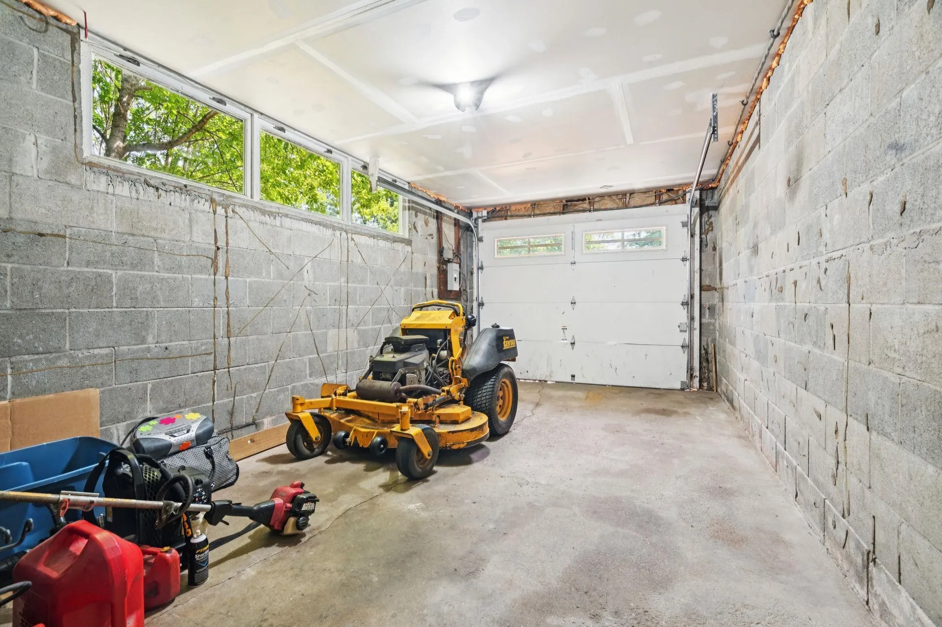 15 Juniper Hill Claremont NH 03743