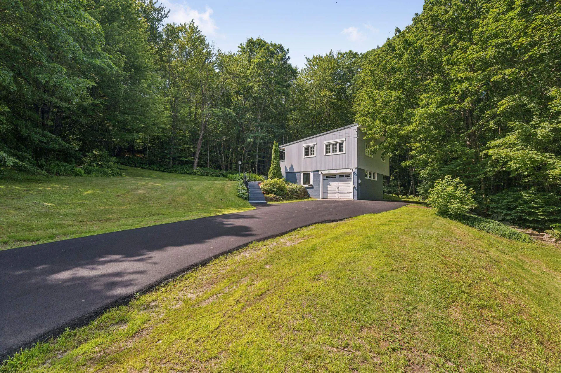 15 Juniper Hill Claremont NH 03743