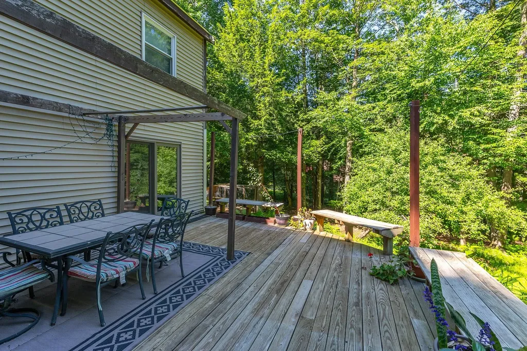560 New Ireland Road Manchester VT 05255