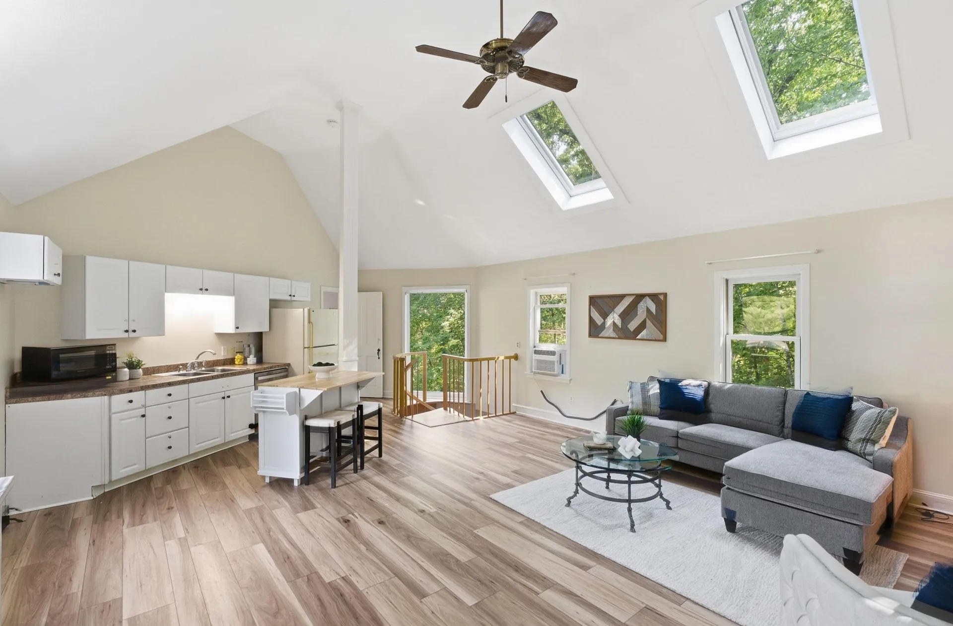 8 Netherwood Road Windham NH 03087