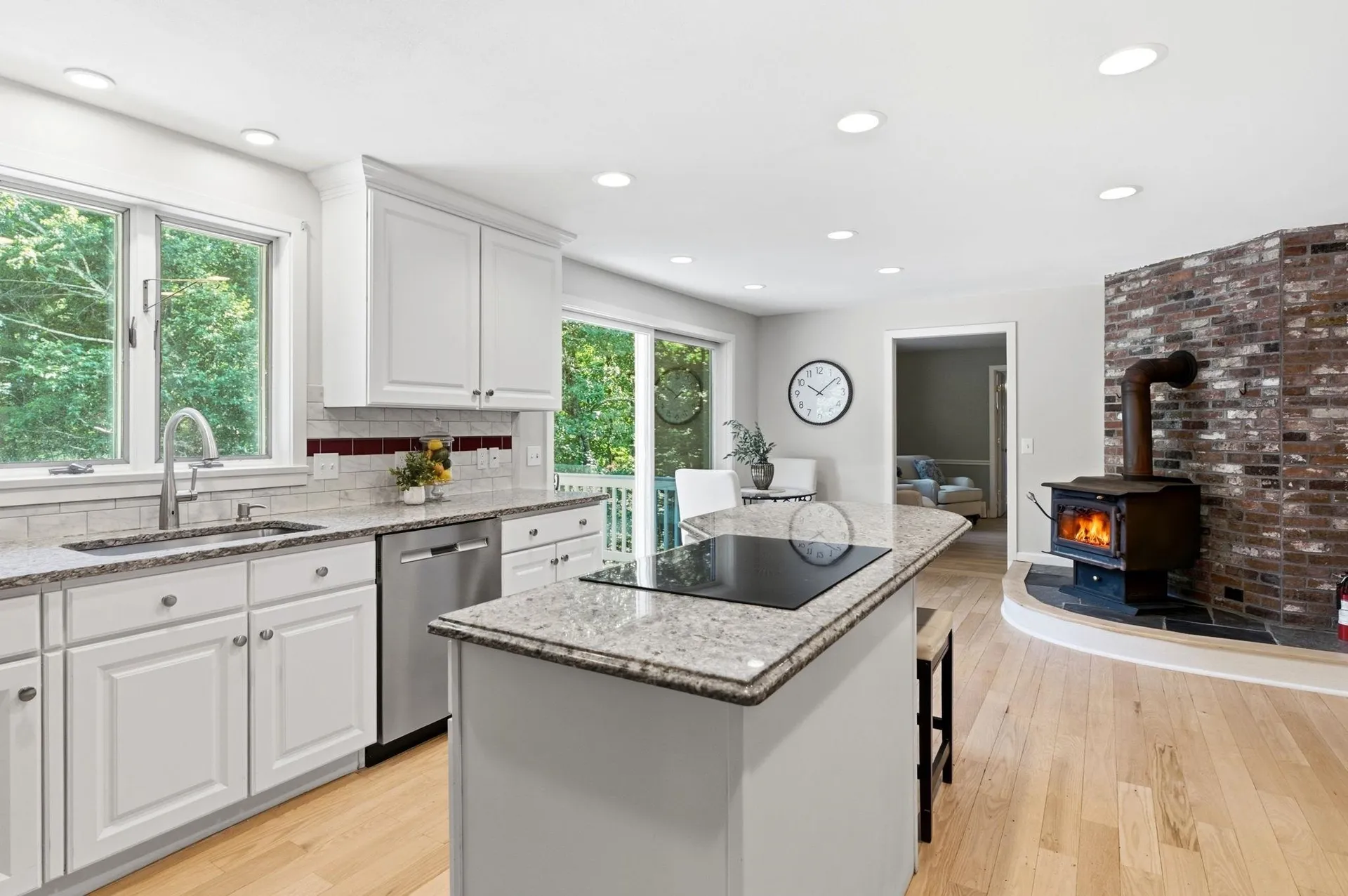 8 Netherwood Road Windham NH 03087