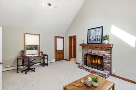 8 Netherwood Road Windham NH 03087