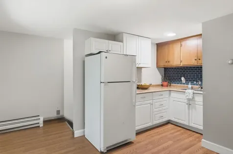 8 Netherwood Road Windham NH 03087