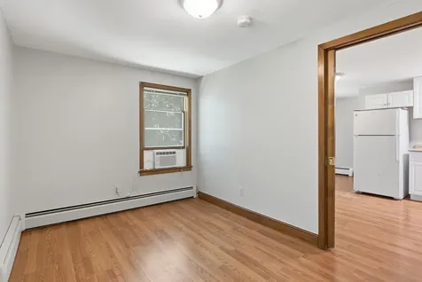 8 Netherwood Road Windham NH 03087