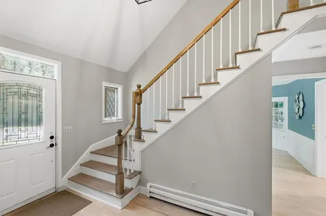 8 Netherwood Road Windham NH 03087