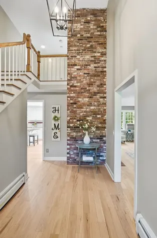 8 Netherwood Road Windham NH 03087