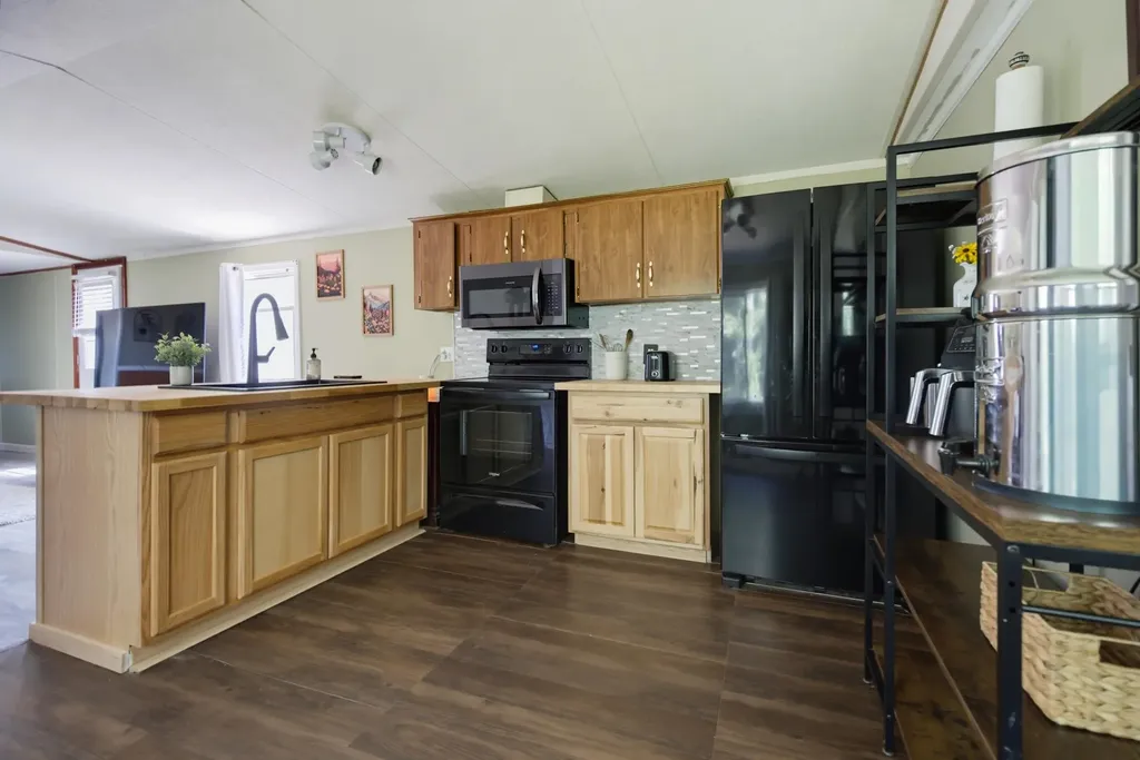 143 Salmon Falls Road Rochester NH 03868