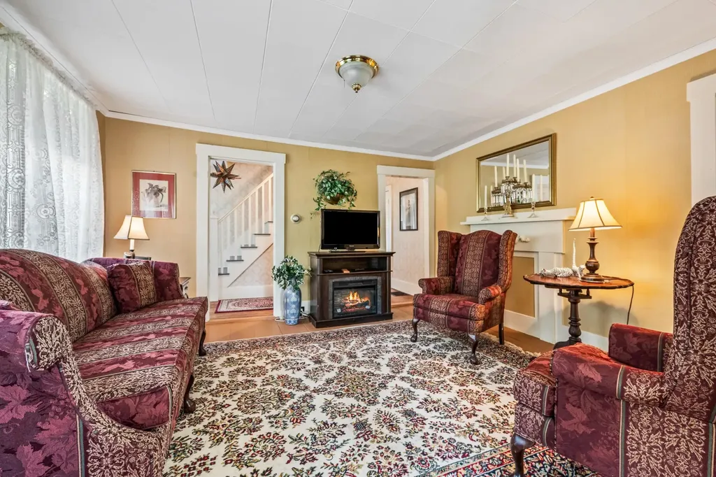240 High Street Madison NH 03849