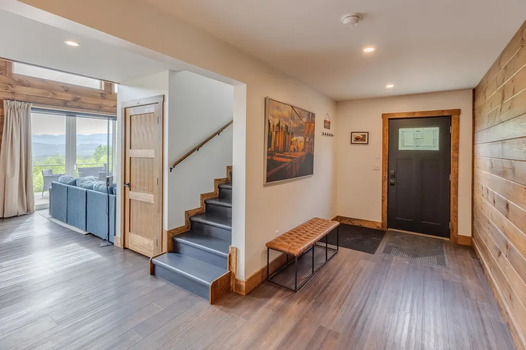 82 Centennial Way Thornton NH 03285