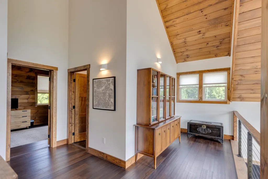 82 Centennial Way Thornton NH 03285