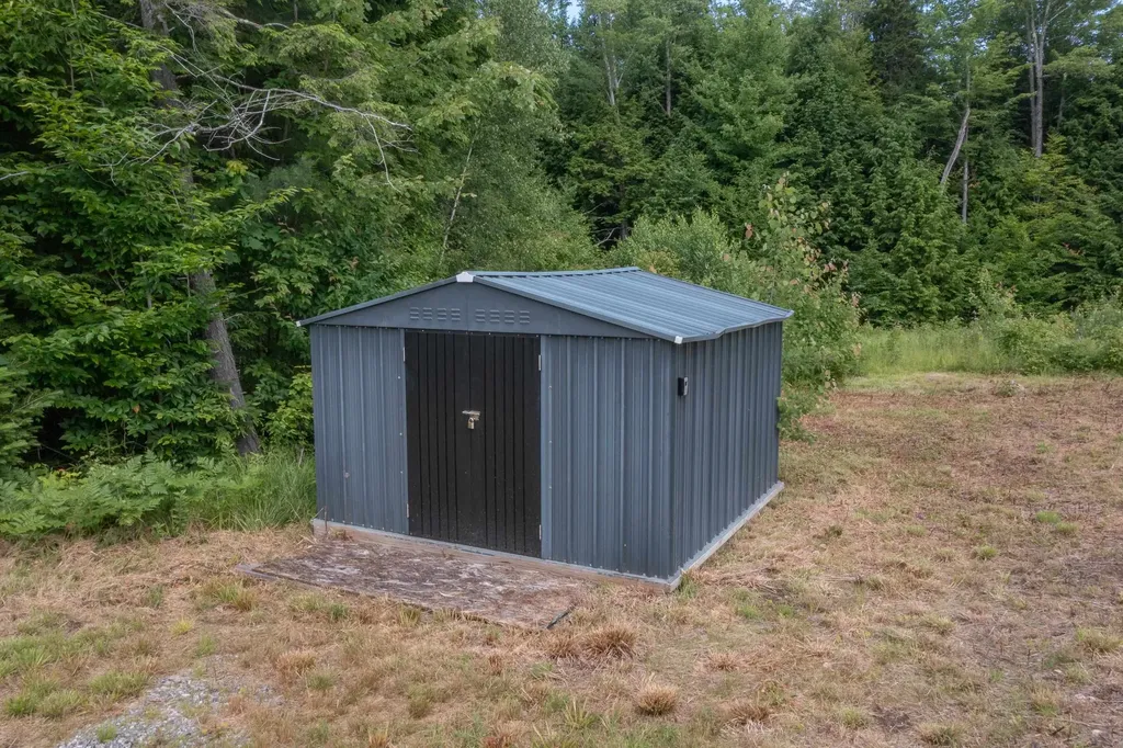 82 Centennial Way Thornton NH 03285