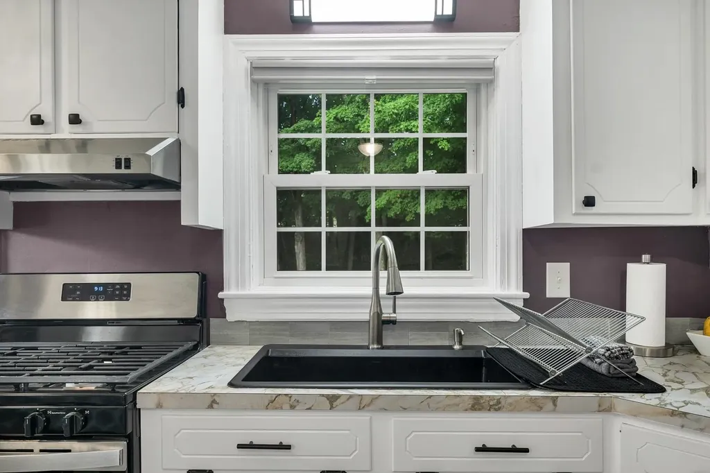 12 Mountain View Drive Hill NH 03243