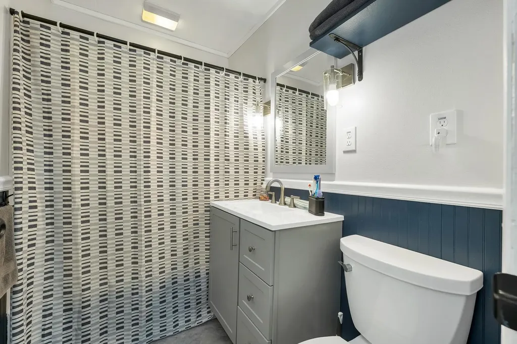 12 Mountain View Drive Hill NH 03243