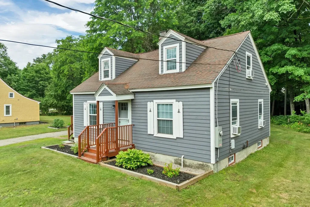 12 Mountain View Drive Hill NH 03243