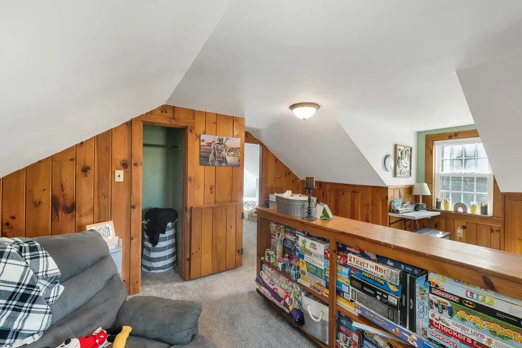 12 Mountain View Drive Hill NH 03243