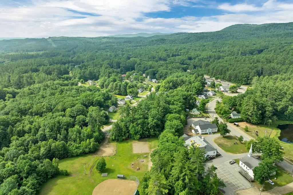 12 Mountain View Drive Hill NH 03243