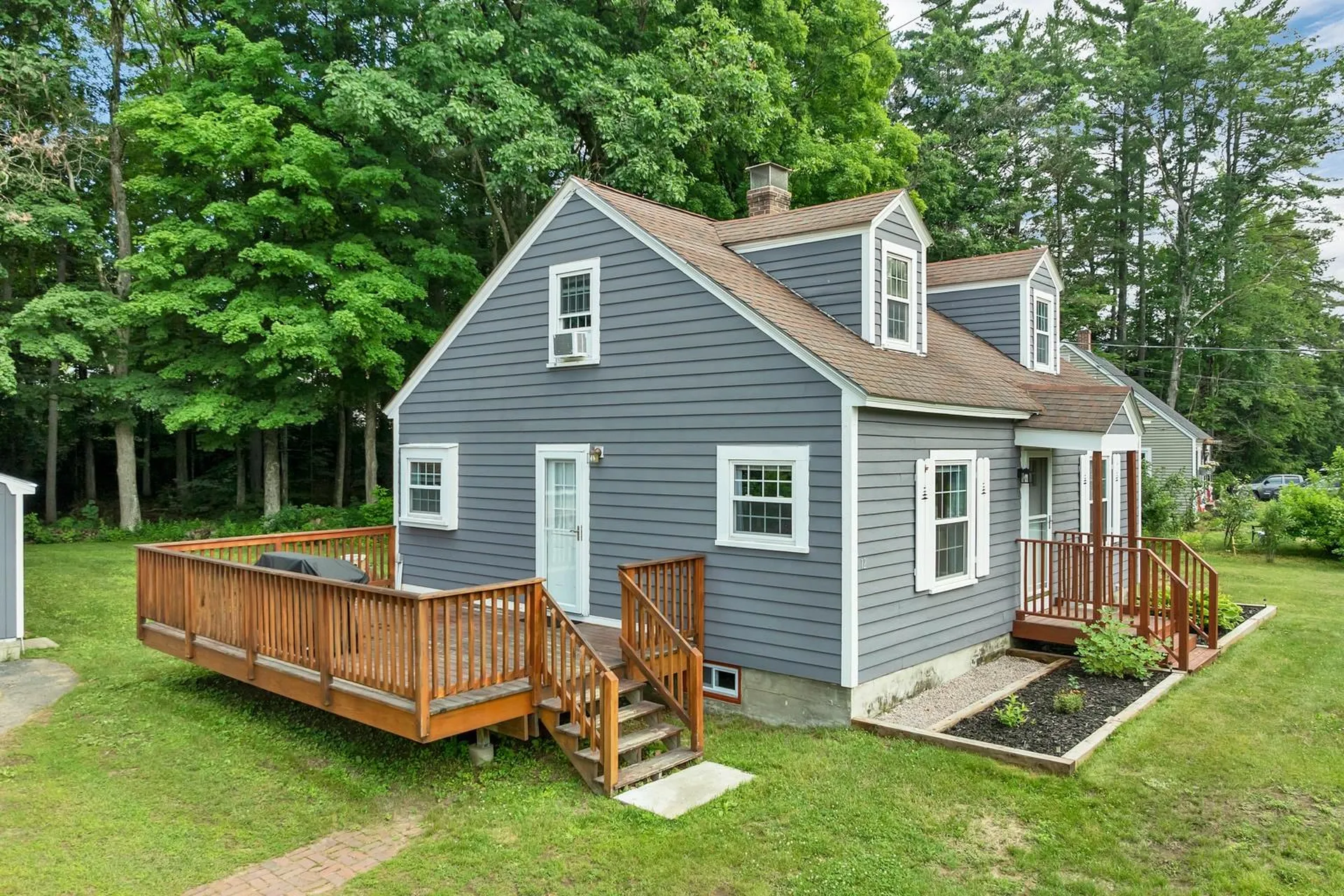 12 Mountain View Drive Hill NH 03243