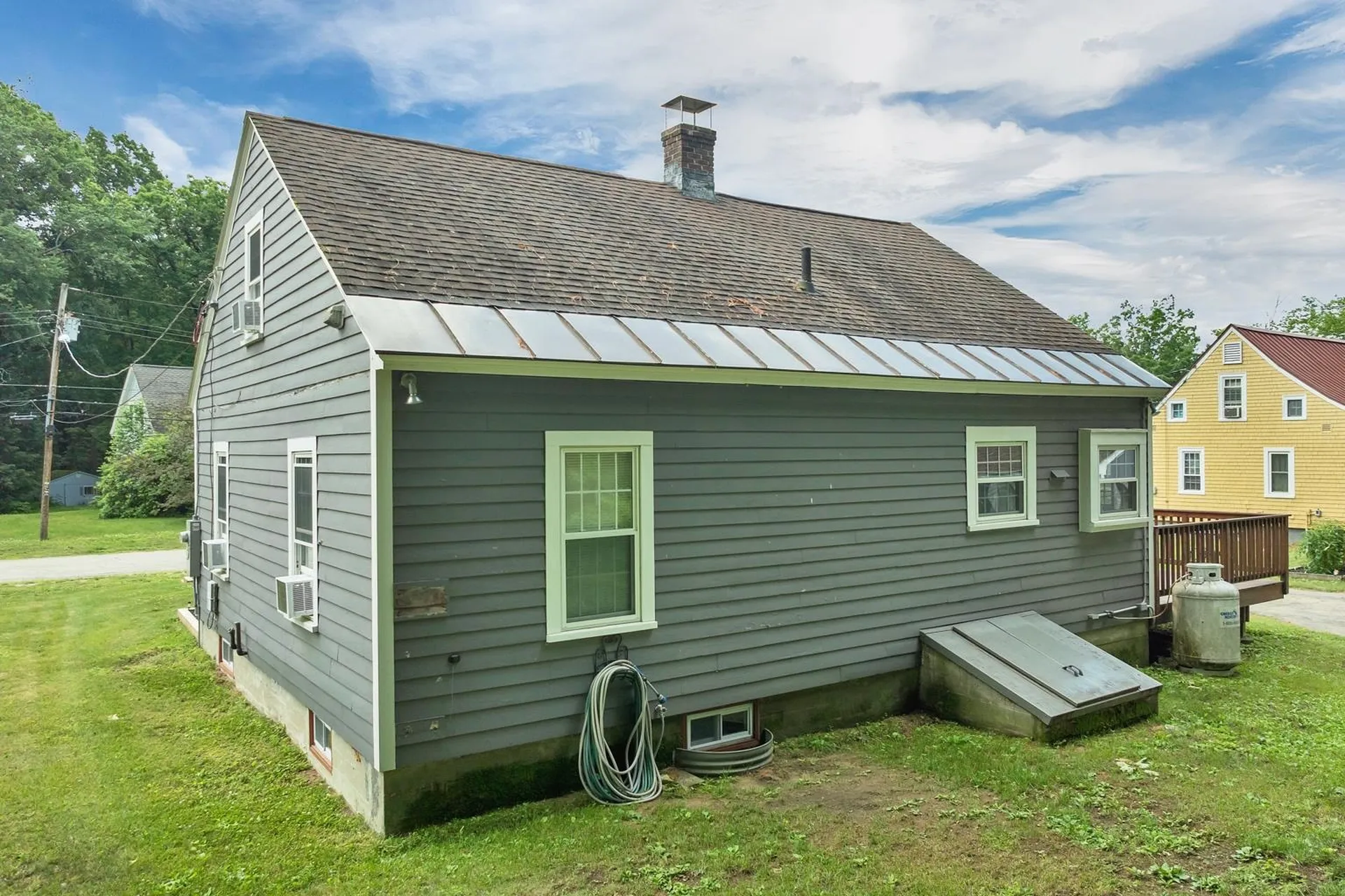 12 Mountain View Drive Hill NH 03243