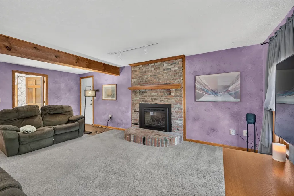 177 Ridge Road Nashua NH 03062