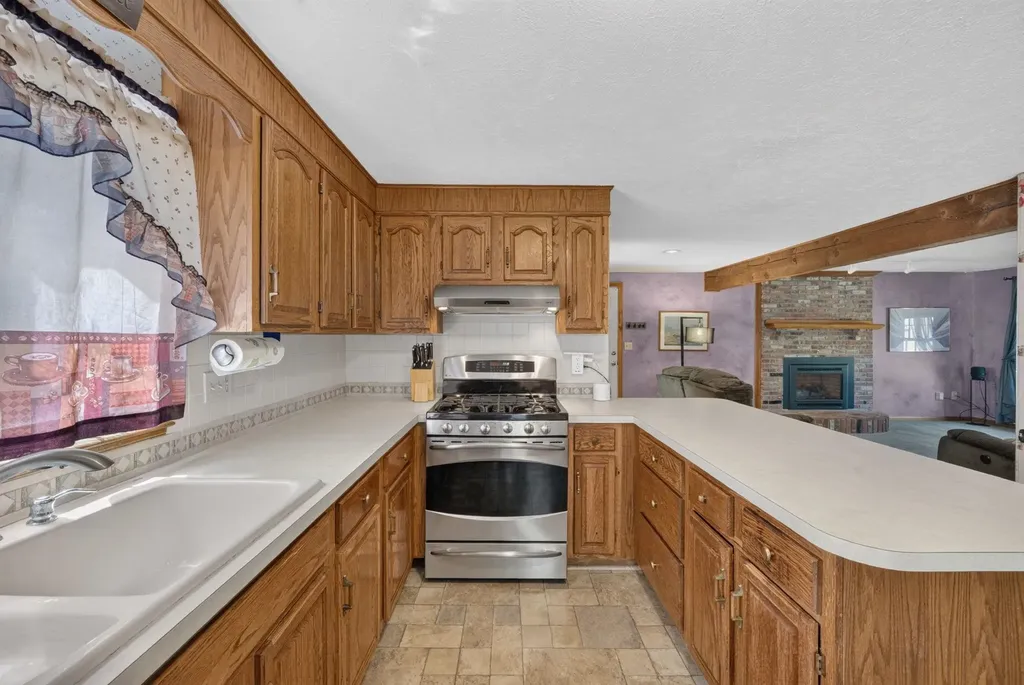 177 Ridge Road Nashua NH 03062