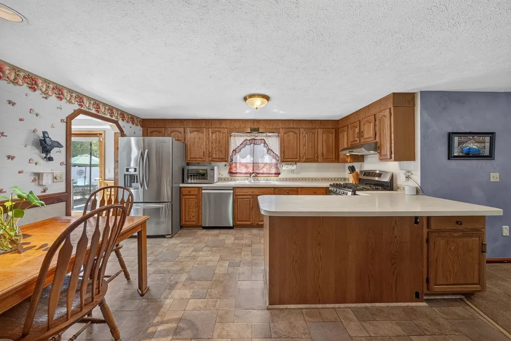 177 Ridge Road Nashua NH 03062