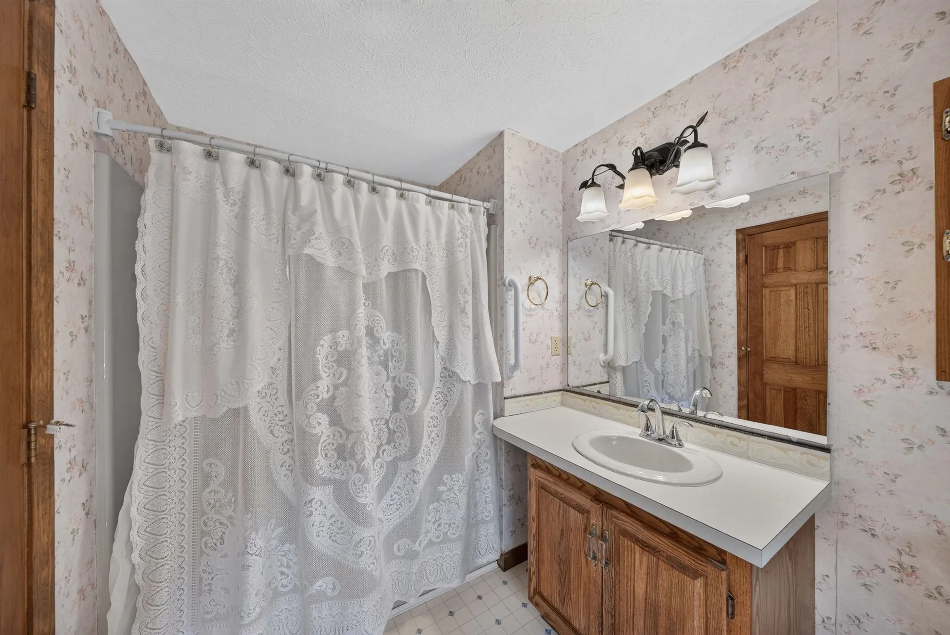 177 Ridge Road Nashua NH 03062