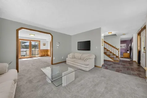 177 Ridge Road Nashua NH 03062