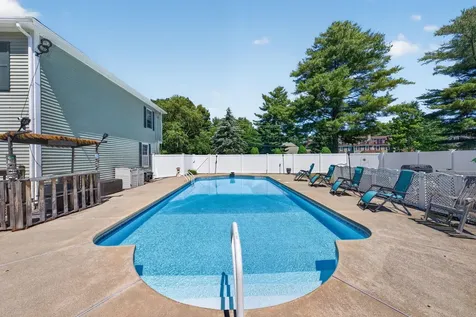 177 Ridge Road Nashua NH 03062