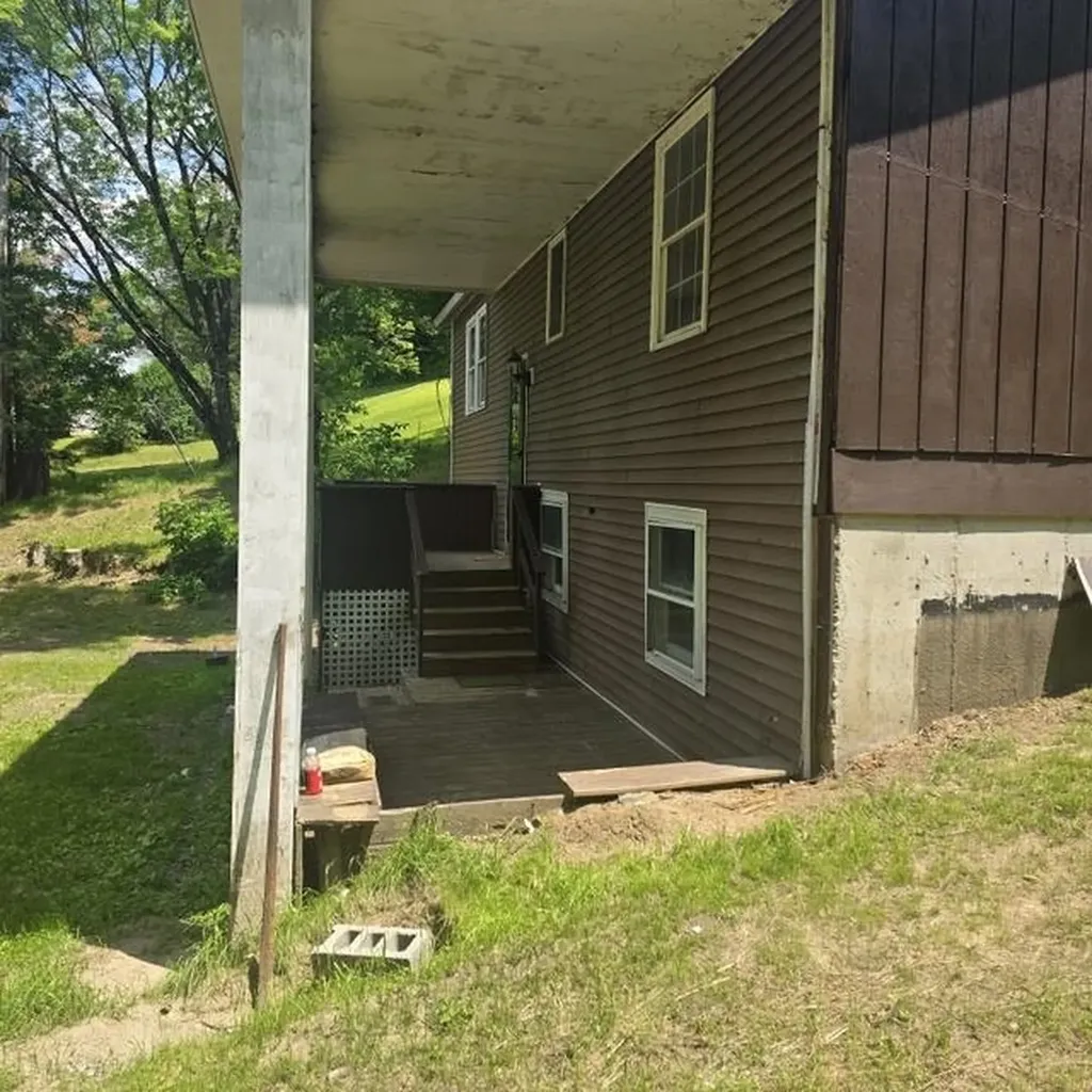 68 High Street Lyndon VT 05851