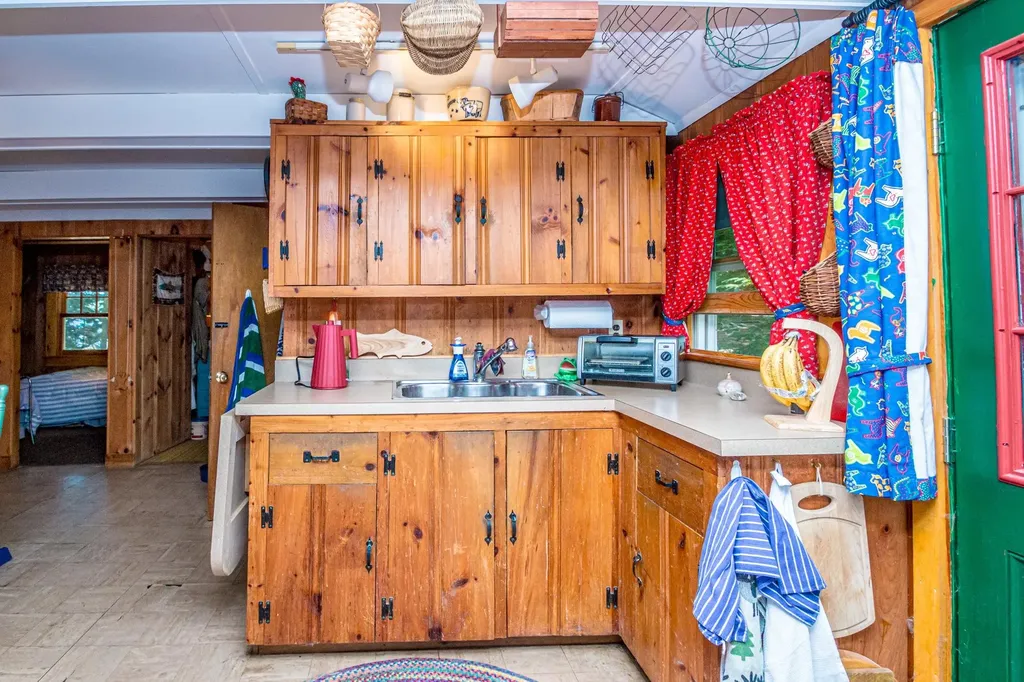 191 Veazey Cove Road Wakefield NH 03872