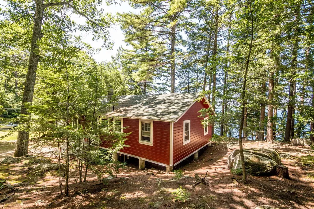 191 Veazey Cove Road Wakefield NH 03872