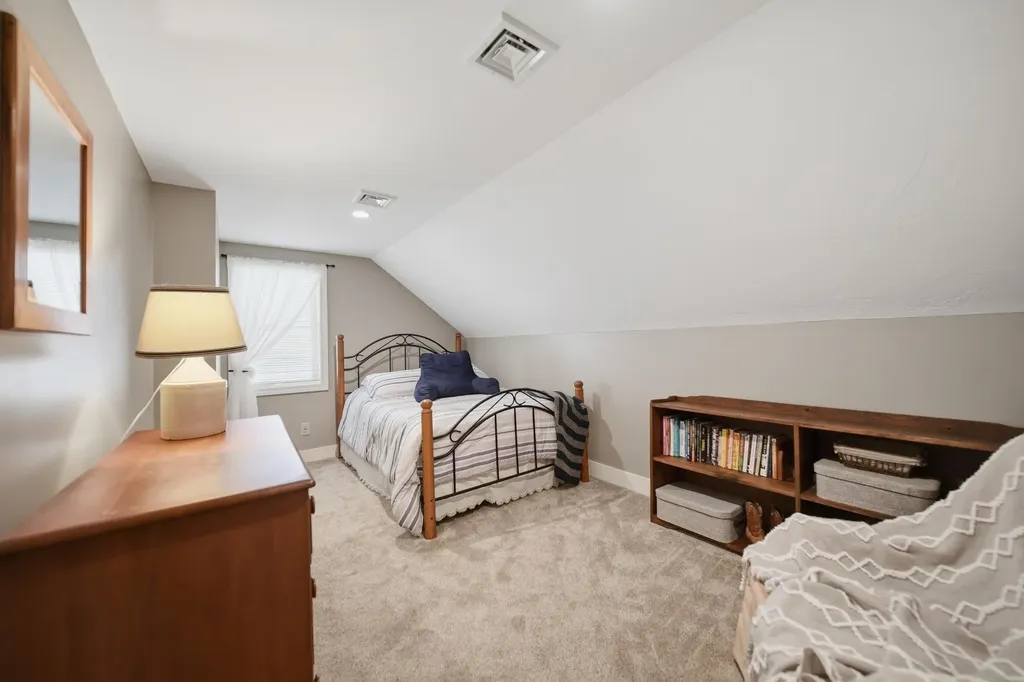 499 New Hampshire Route 140 Gilmanton NH 03237