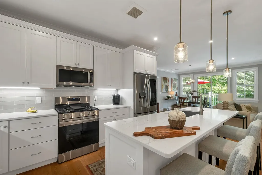 24 Willey Creek Road Exeter NH 03833