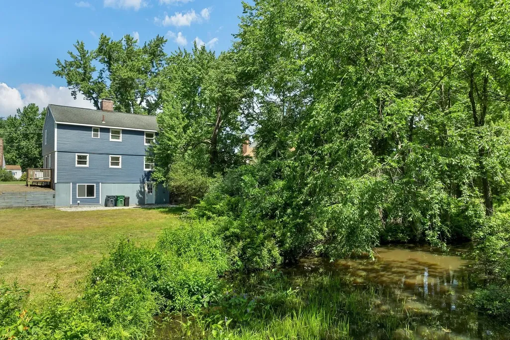 39 Palisade Drive Nashua NH 03062