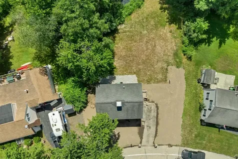39 Palisade Drive Nashua NH 03062