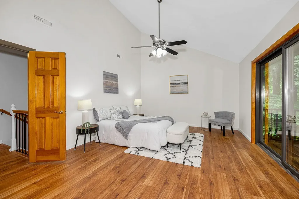 10 Shelly Drive Pelham NH 03076