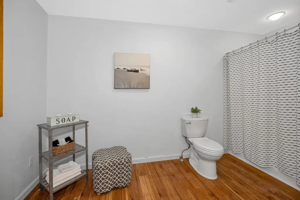 10 Shelly Drive Pelham NH 03076