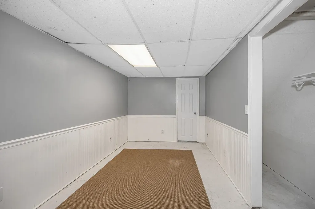 10 Shelly Drive Pelham NH 03076