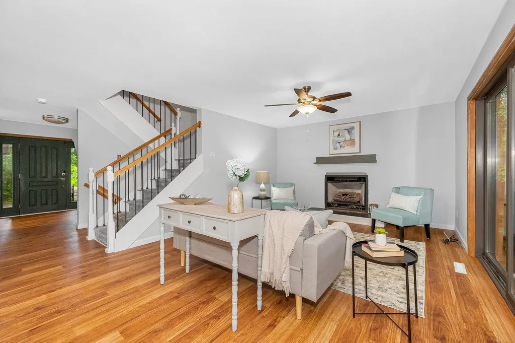 10 Shelly Drive Pelham NH 03076