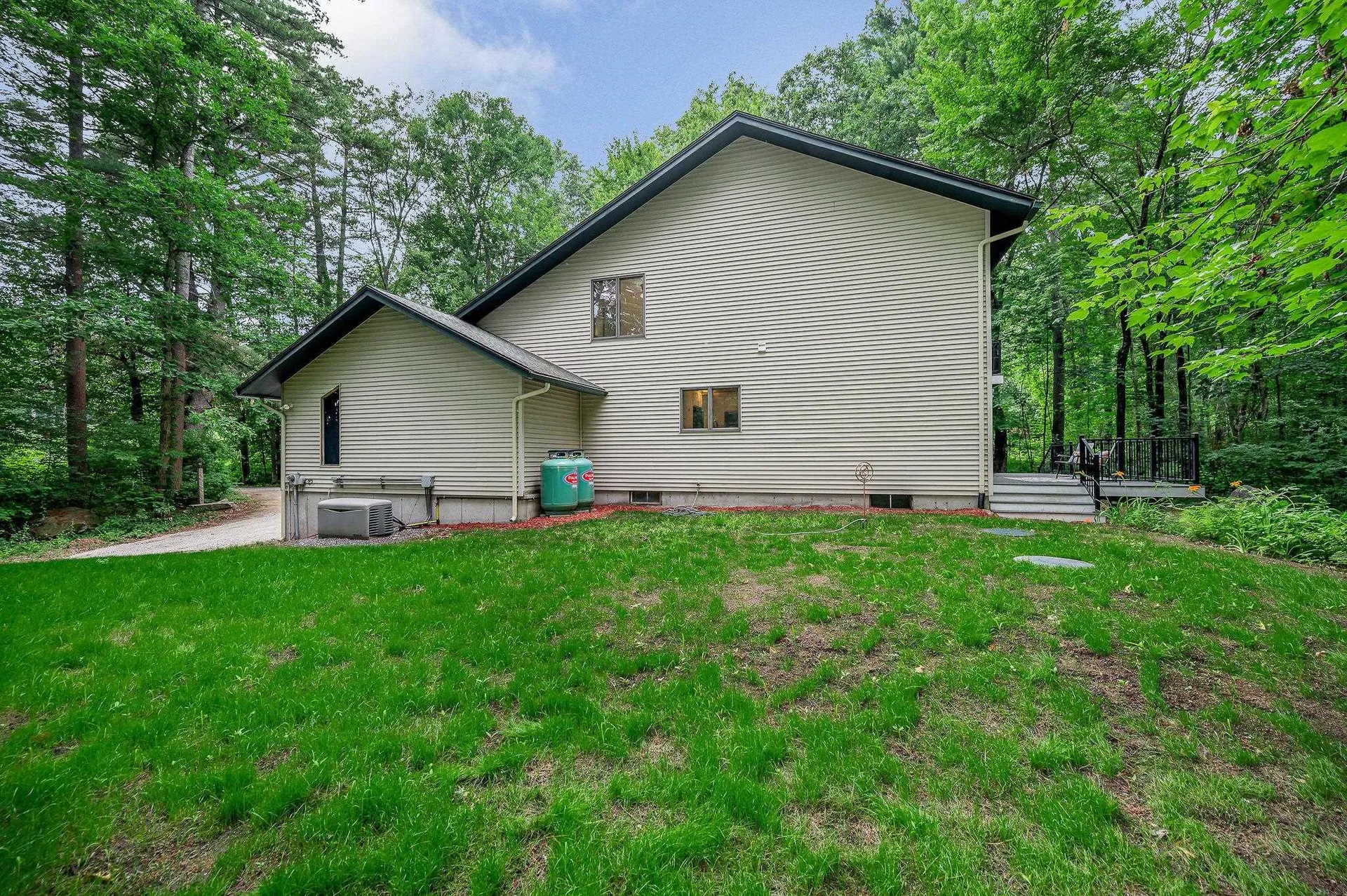 10 Shelly Drive Pelham NH 03076