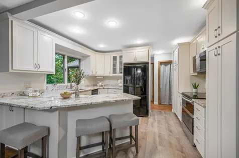 10 Shelly Drive Pelham NH 03076